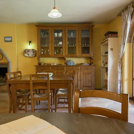 Villa Elena Lucignano
